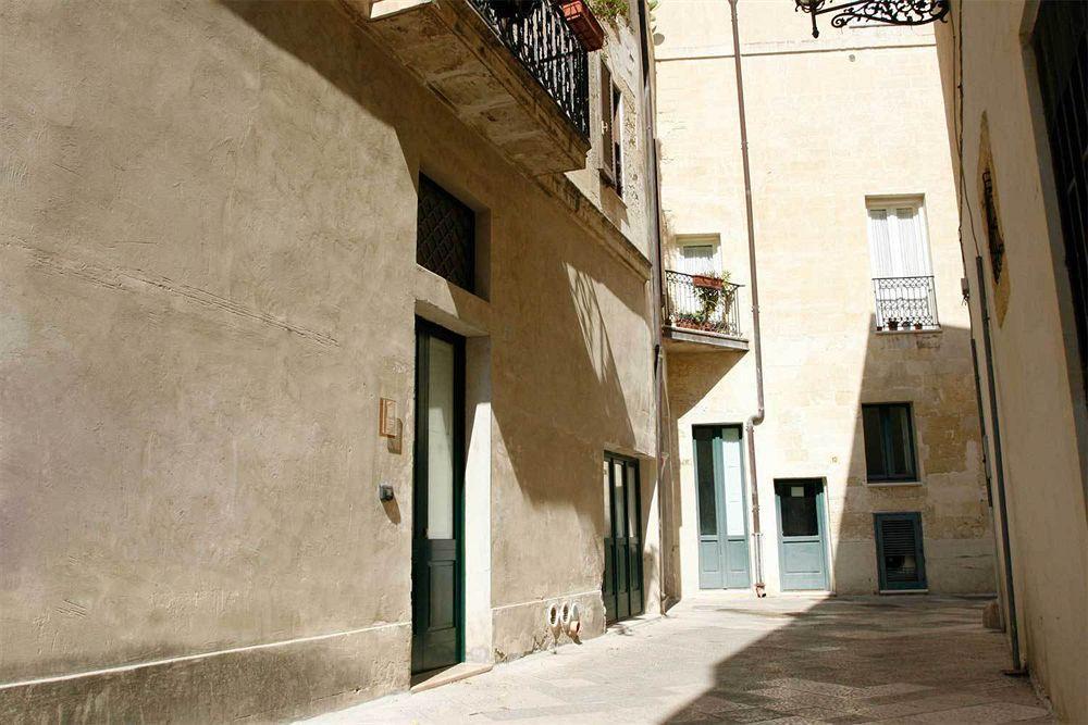 Sacre Bleu Apartments Lecce Eksteriør bilde
