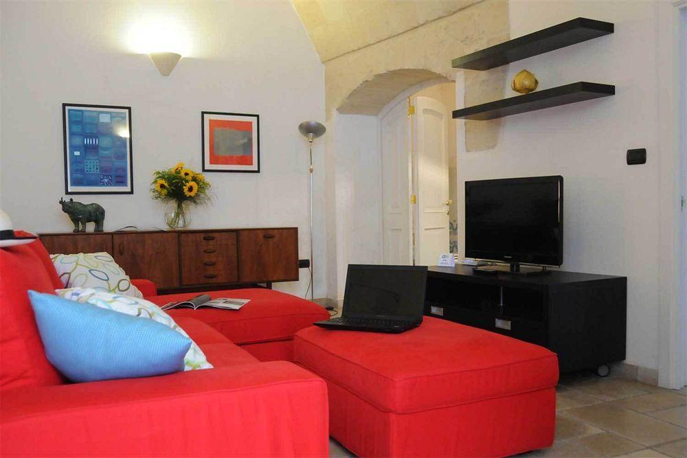 Sacre Bleu Apartments Lecce Eksteriør bilde
