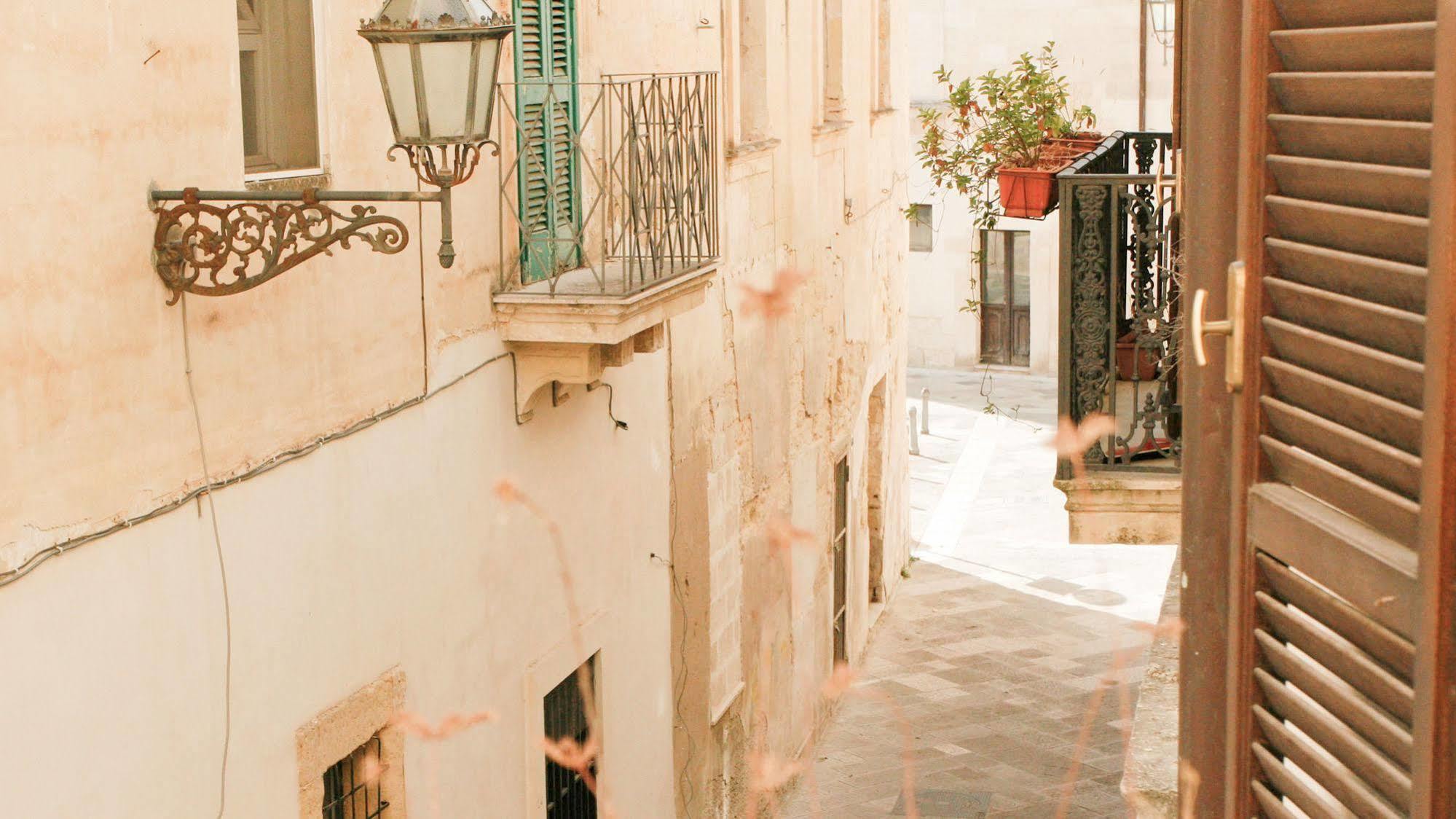 Sacre Bleu Apartments Lecce Eksteriør bilde