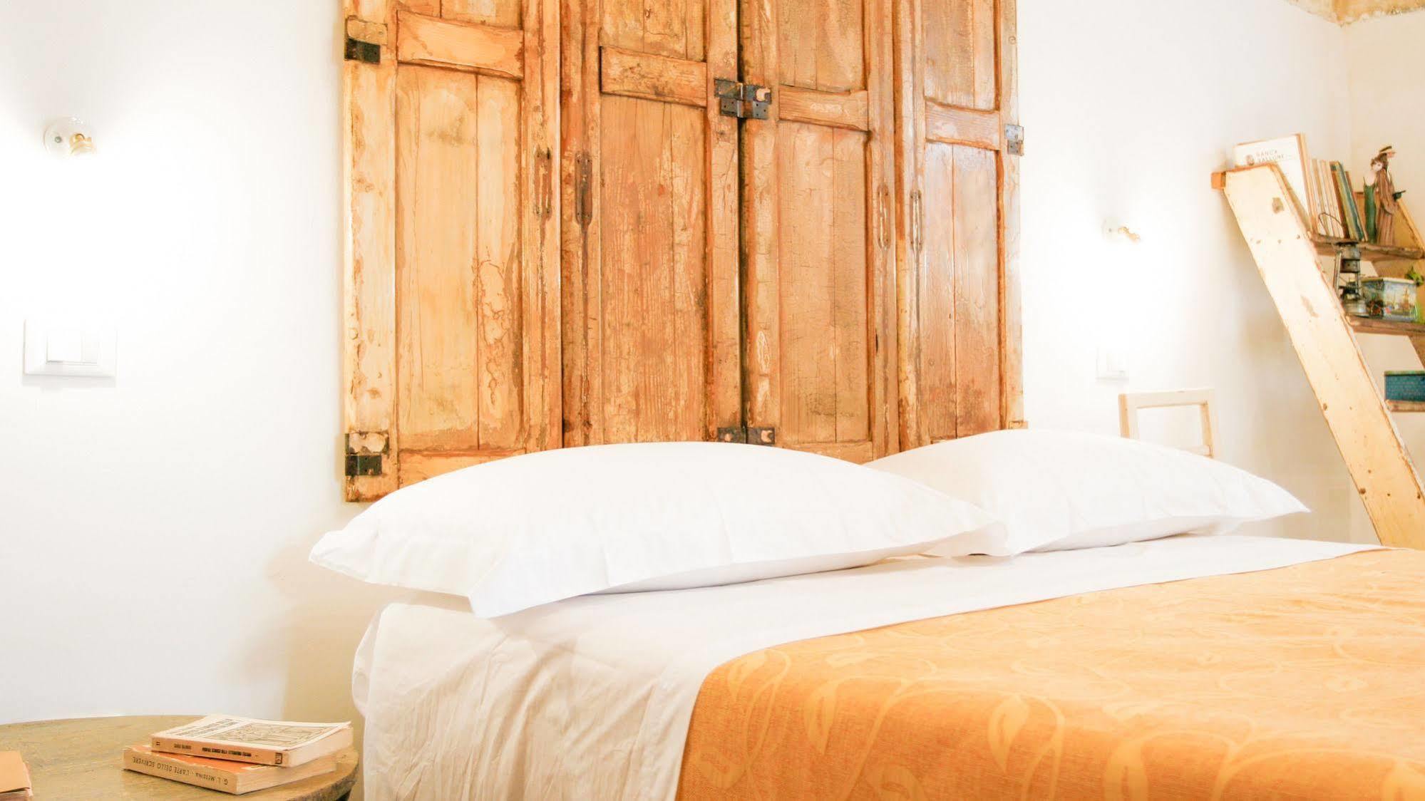 Sacre Bleu Apartments Lecce Eksteriør bilde